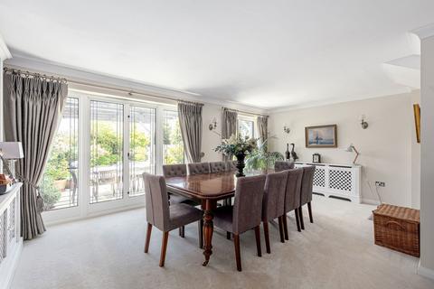 13 Redgate Drive, Bromley, BR2 7BT