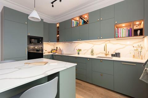 Flat 3, 13 Beckenham Road, Beckenham, BR3 4PL