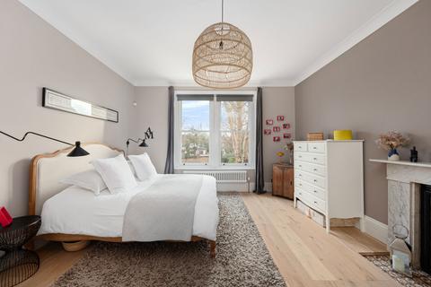 Flat 3, 13 Beckenham Road, Beckenham, BR3 4PL