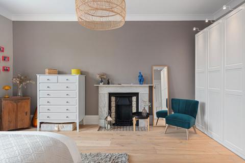 Flat 3, 13 Beckenham Road, Beckenham, BR3 4PL