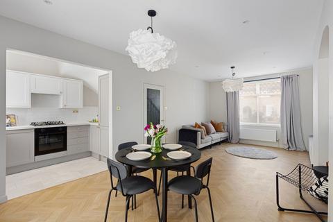 141 Downderry Road, Bromley, BR1 5QE