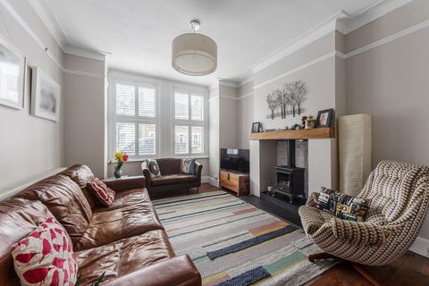 28 Chaffinch Road, Beckenham, BR3 4LU