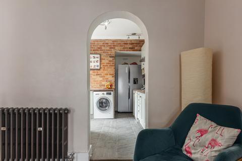 28 Chaffinch Road, Beckenham, BR3 4LU