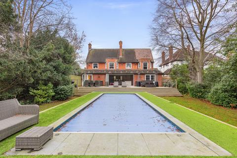 59 Manor Way, Beckenham, BR3 3LN