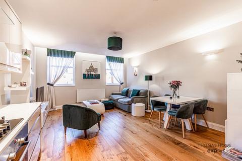 Flat 3, 25 Samos Road, Anerley, London, SE20 7UQ