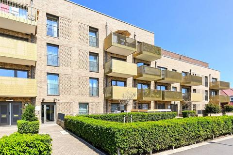 1 bedroom flat for sale, Pears Road, Hounslow, TW3