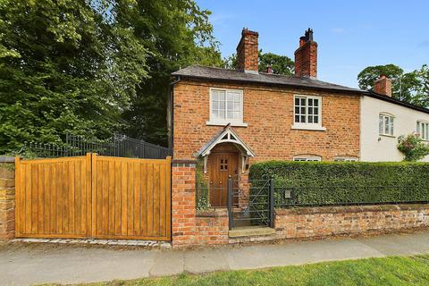 3 bedroom character property for sale, Plough Lane, Christleton, CH3