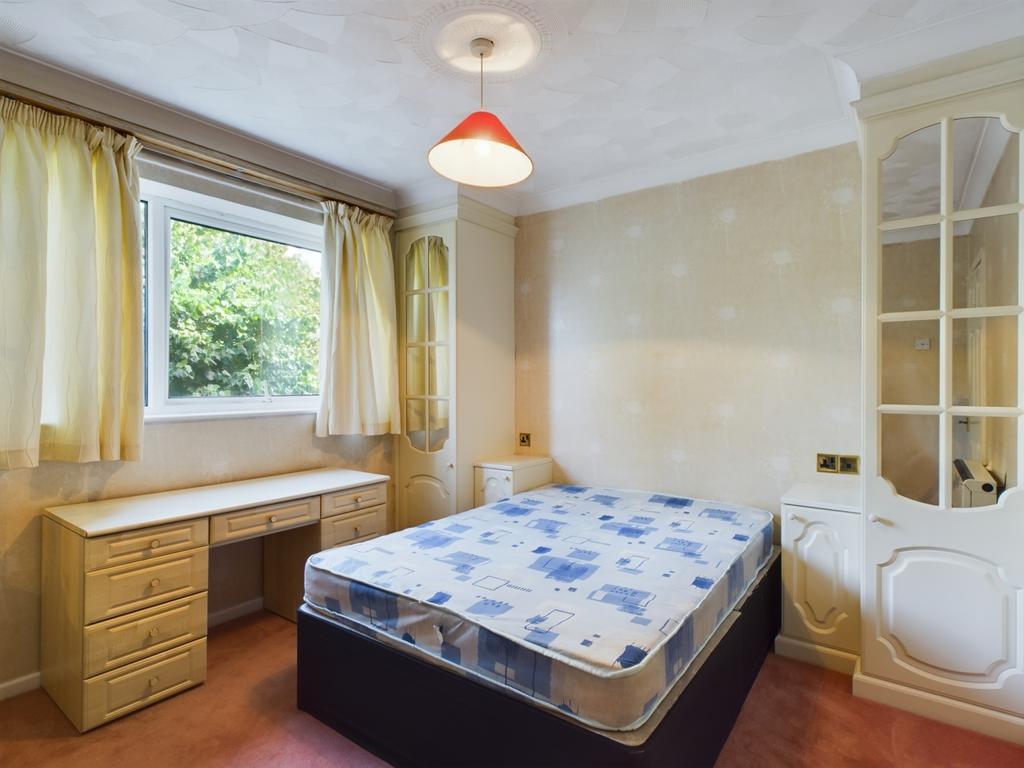 Cam01909 g0 pr0217 still006