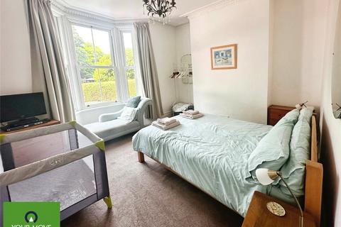 2 bedroom flat to rent, Devonshire Terrace, Kent CT10