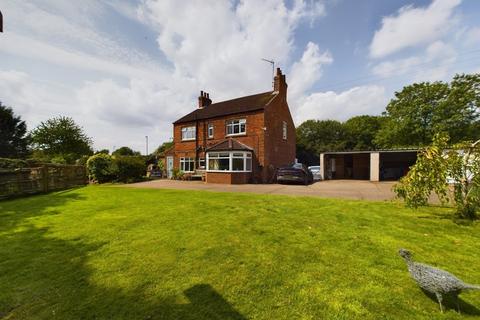 4 bedroom detached house for sale, Bridlington Road, Nafferton, YO25 4LG