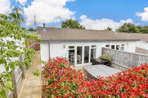 2 bedroom park home for sale, Fort Warden Road, Totland Bay, Isle of Wight