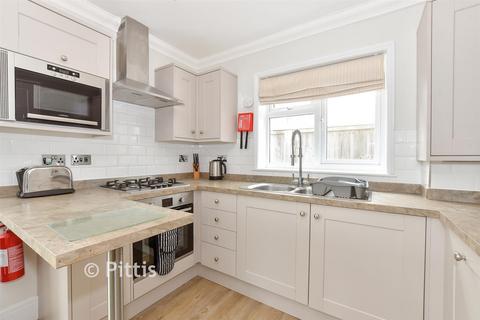 2 bedroom park home for sale, Fort Warden Road, Totland Bay, Isle of Wight
