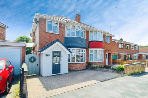 3 bedroom semi-detached house for sale, Hardie Crescent, Leicester, LE3