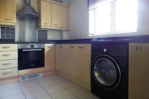 2 bedroom apartment to rent, Mead Lane, Witney OX28