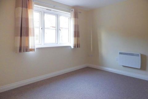 2 bedroom apartment to rent, Mead Lane, Witney OX28