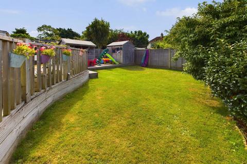 2 bedroom semi-detached bungalow for sale, The Crescent, Southwick