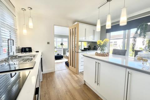 2 bedroom park home for sale, Southampton Road Ringwood BH24 1TQ