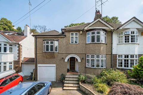 5 bedroom semi-detached house for sale, New Road, Abbey Wood