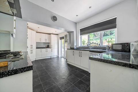 5 bedroom semi-detached house for sale, New Road, Abbey Wood