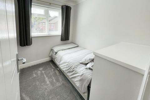 9 Guinea Close, Oakengates, Telford, TF2 6NF
