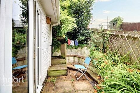 3 bedroom end of terrace house for sale, St Marys Green, Biggin Hill