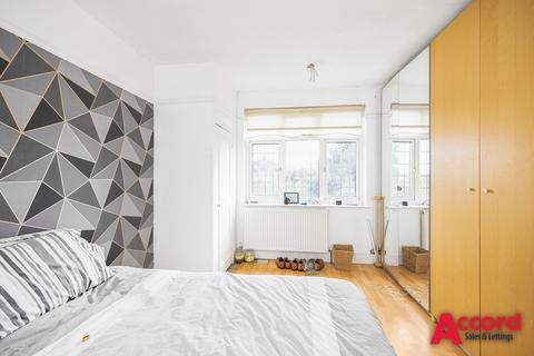 39 Heather Glen, Romford, RM1 4SR
