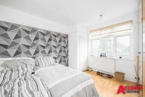 39 Heather Glen, Romford, RM1 4SR