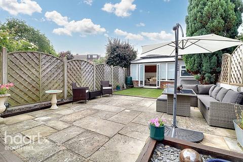 69 Madan Road, Westerham, TN16 1DX