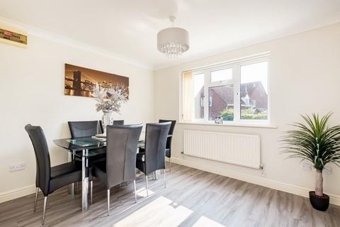 19 Canters Leaze, Wickwar, Wotton-under-edge, GL12 8LX