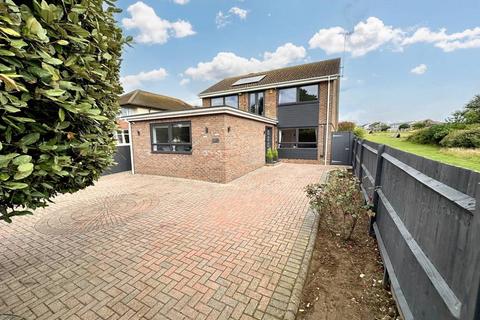 6 bedroom detached house for sale, Glynn Road, Peacehaven, BN10 8AT