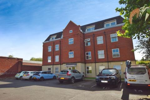 3 bedroom flat for sale, Waters Edge, 104 Harley Road, Sale, Cheshire, M33