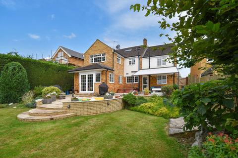 5 bedroom detached house for sale, Warren Way, Welwyn AL6