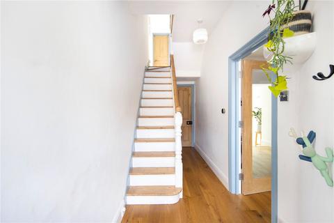 28 Daubeney Road, London, E5 0EF