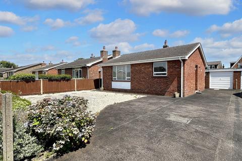 2 bedroom detached bungalow for sale, Hobson Way, Holbury, SO45