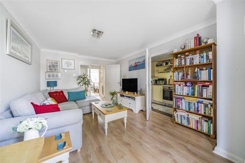 20 Yeend Close, West Molesey, KT8 2NY
