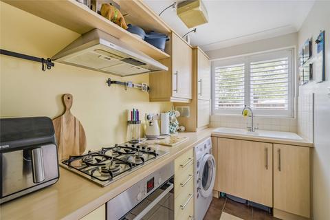 20 Yeend Close, West Molesey, KT8 2NY