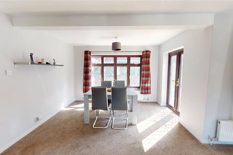 16 Chantry Crescent, Stanford-le-hope, SS17 0DN