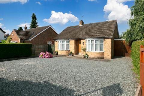 2 bedroom detached bungalow for sale, 67 Yapham Road, Pocklington, YO42 2DT