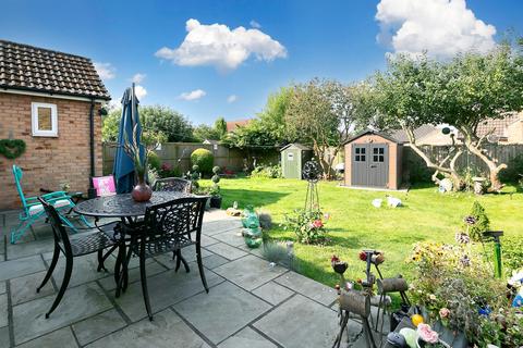 2 bedroom detached bungalow for sale, 67 Yapham Road, Pocklington, YO42 2DT