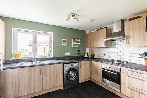 2 bedroom flat for sale, Torwood Crescent, Edinburgh EH12