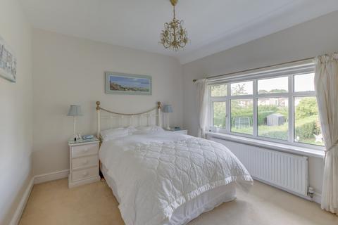 273 Barnes Hill, Birmingham, B29 5TX