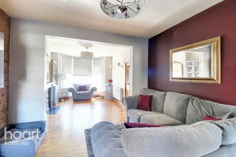 22 Como Street, Romford, RM7 7DJ