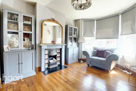 22 Como Street, Romford, RM7 7DJ