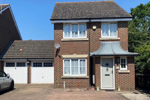 3 bedroom link detached house for sale, Kensington Way, Borehamwood, WD6