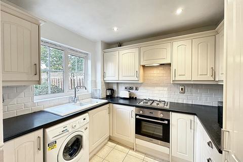 3 bedroom link detached house for sale, Kensington Way, Borehamwood, WD6