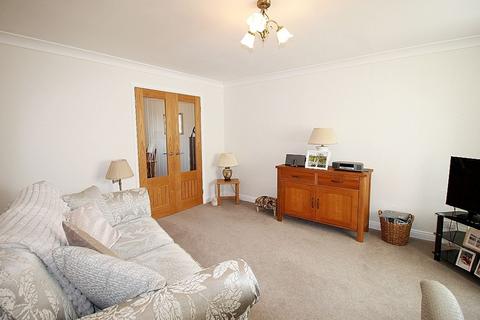 48 Fernleigh Drive, Brinsworth, Rotherham, S60 5PE