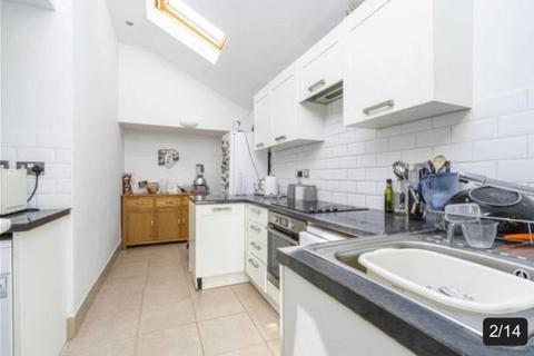 4 bedroom detached house to rent, High Wycombe HP12