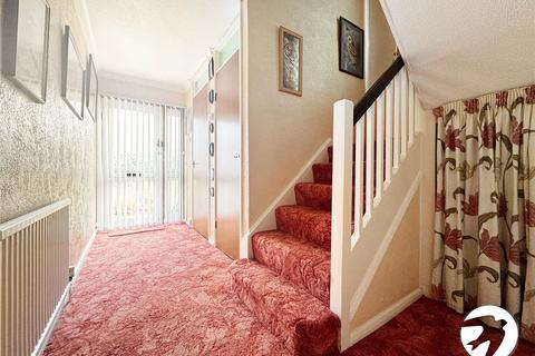 12 Betsham Road, Maidstone, ME15 8TY