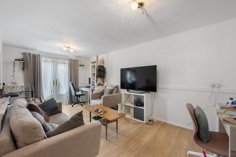 1 bedroom flat for sale, Riverside Close, London, E5