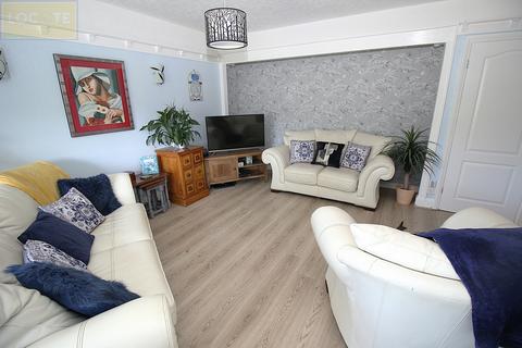 3 bedroom bungalow for sale, Kingston Drive, Urmston